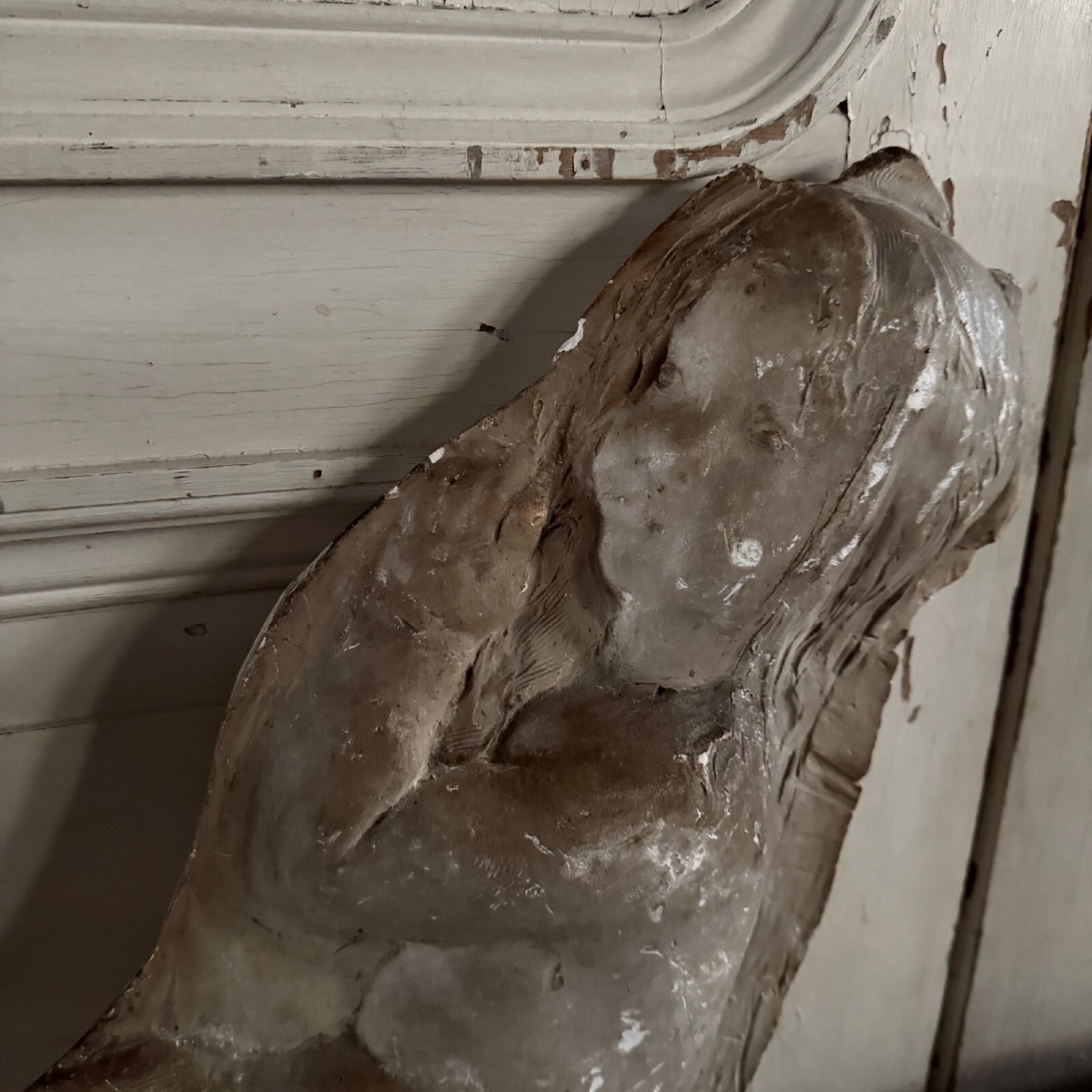 Plaster Bas-relief Depicting A Baby By Charles Filleul, 20th Century -photo-1