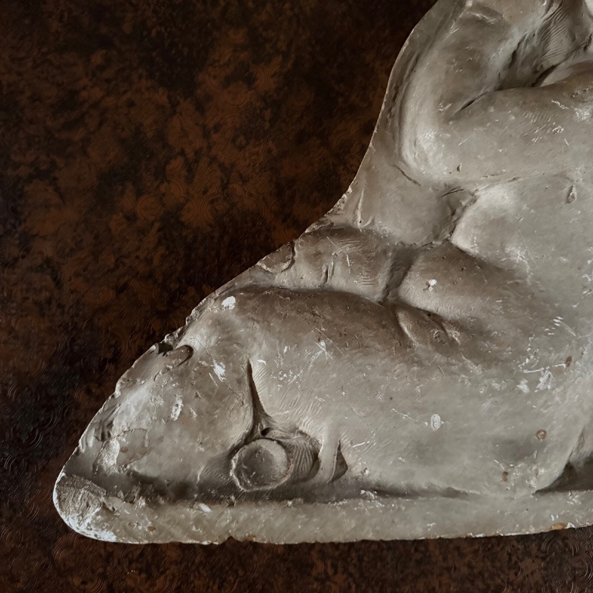 Plaster Bas-relief Depicting A Baby By Charles Filleul, 20th Century -photo-5