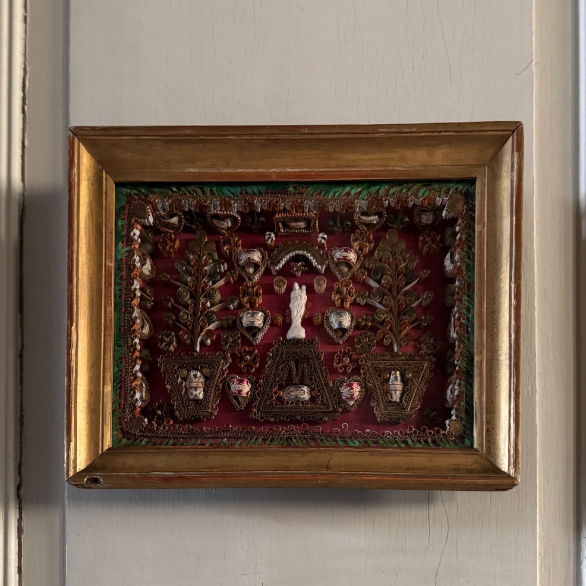 Paper Filigree Reliquary Decorated With A Virgin Mary, Early 19th Century, Gilded Frame-photo-2