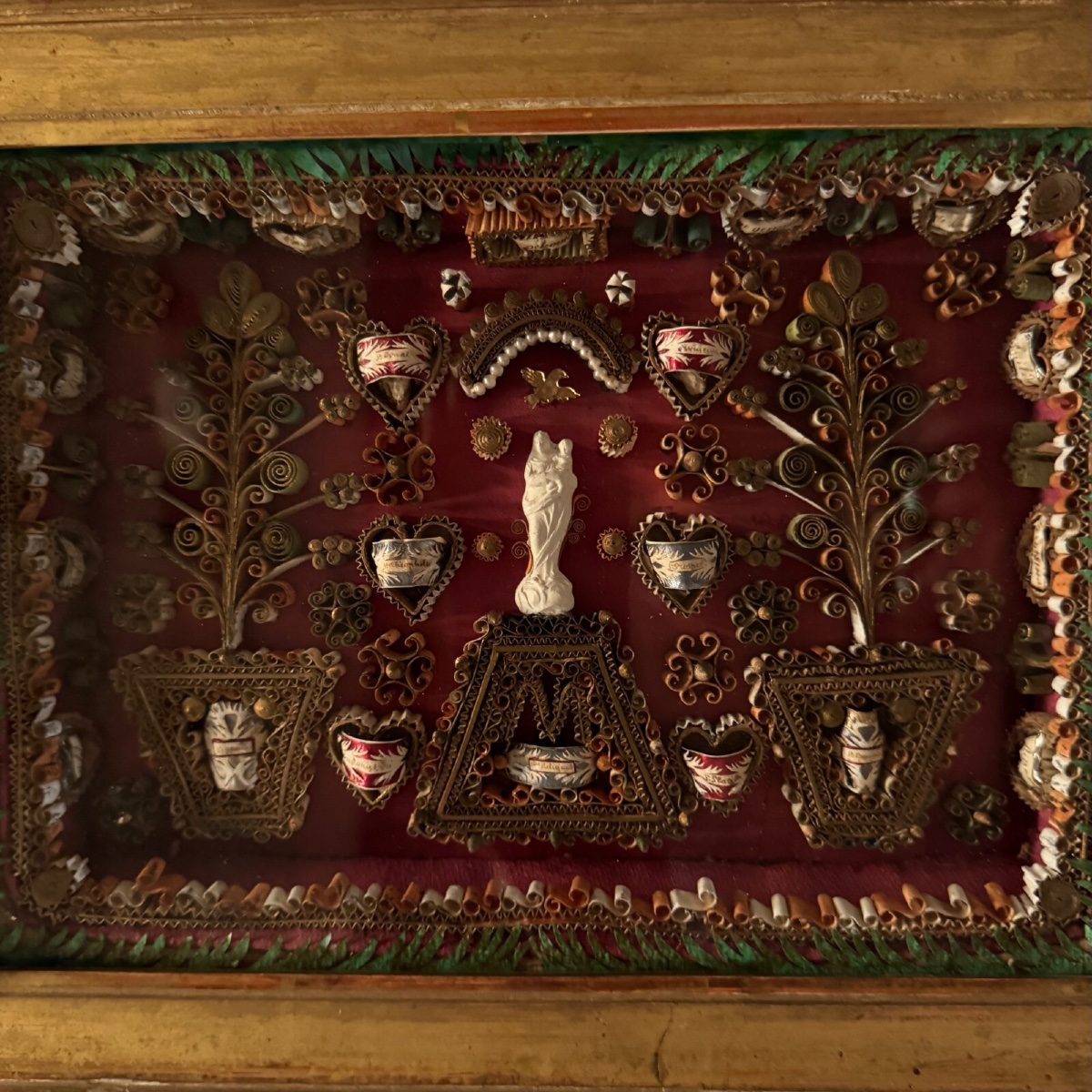 Paper Filigree Reliquary Decorated With A Virgin Mary, Early 19th Century, Gilded Frame-photo-3