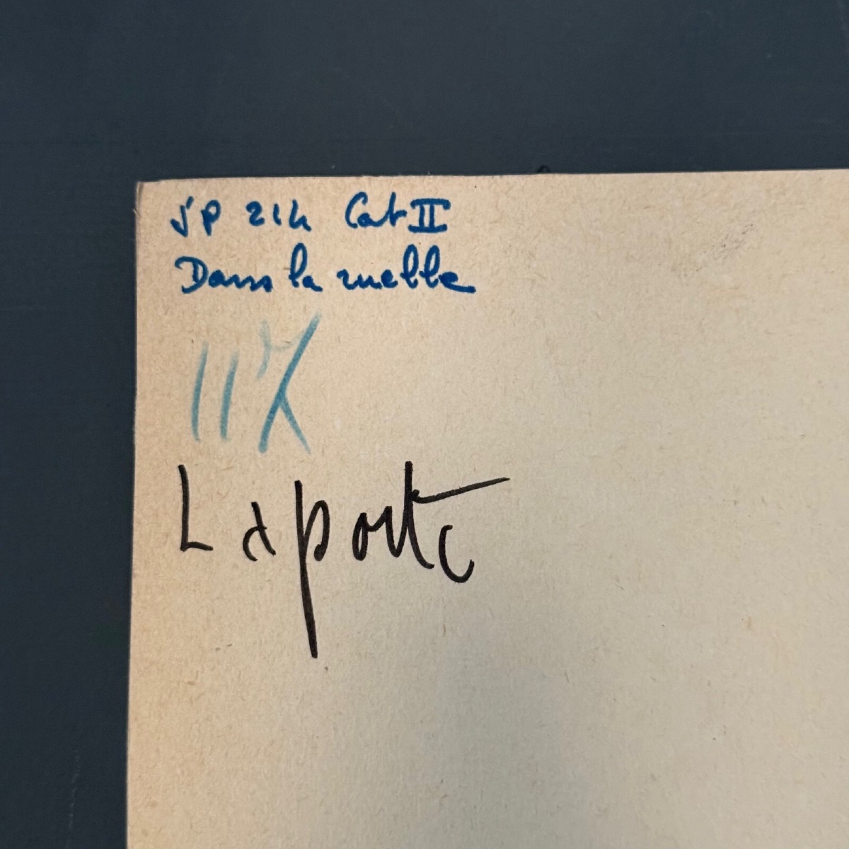 Photo noir et blanc intitulée Dans la Ruelle par Robert Laporte XXe -photo-4