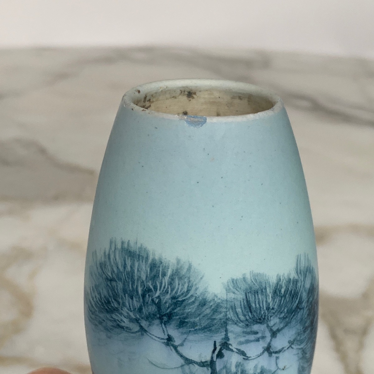 Vase par Jérôme Massier Fils Vallauris AM fond bleu bord de mer -photo-2