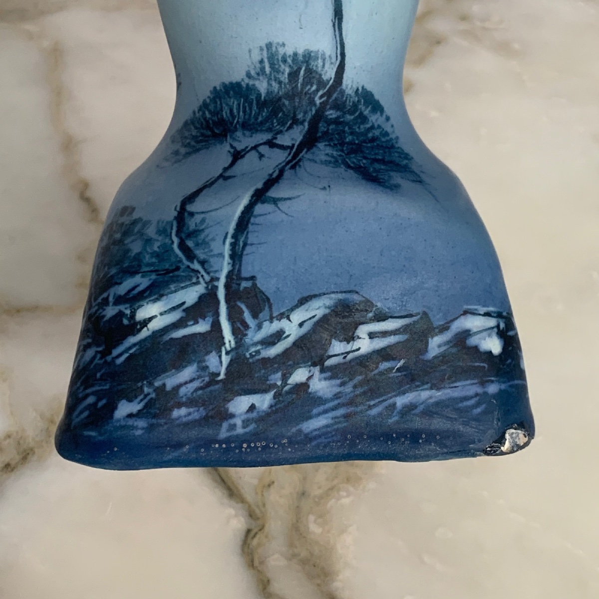 Vase par Jérôme Massier Fils Vallauris AM fond bleu bord de mer -photo-7