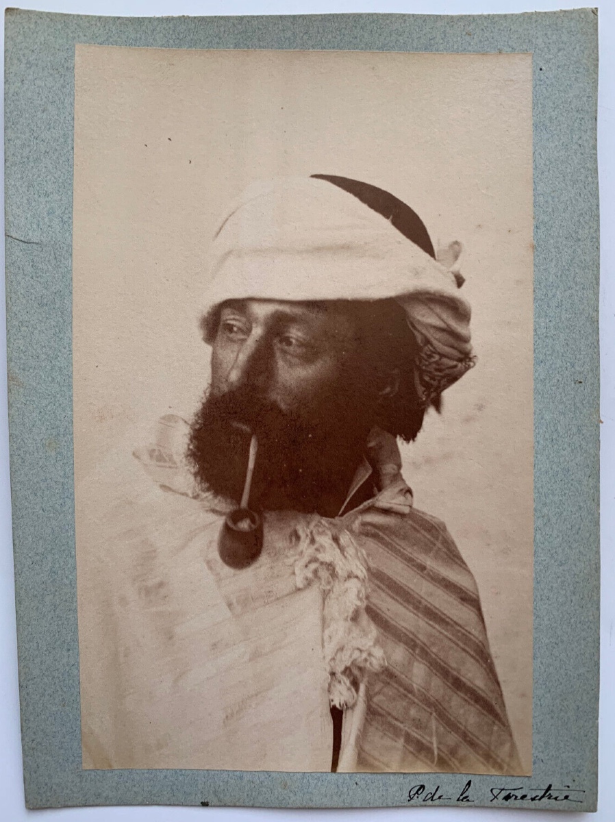 Photo Albumen Man With Pipe