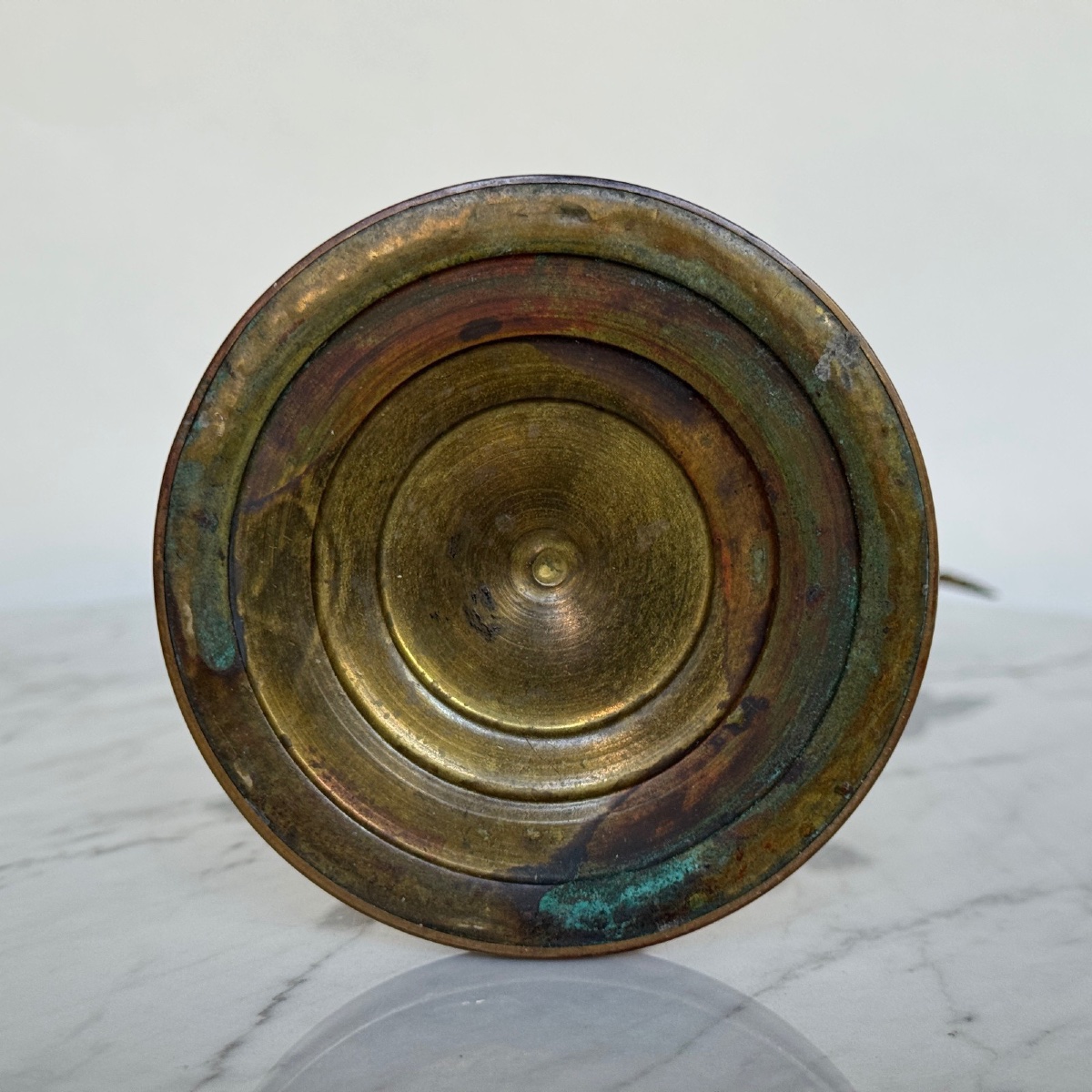 Reliquaire en laiton doré XIXe décor de fleurs de lys -photo-3