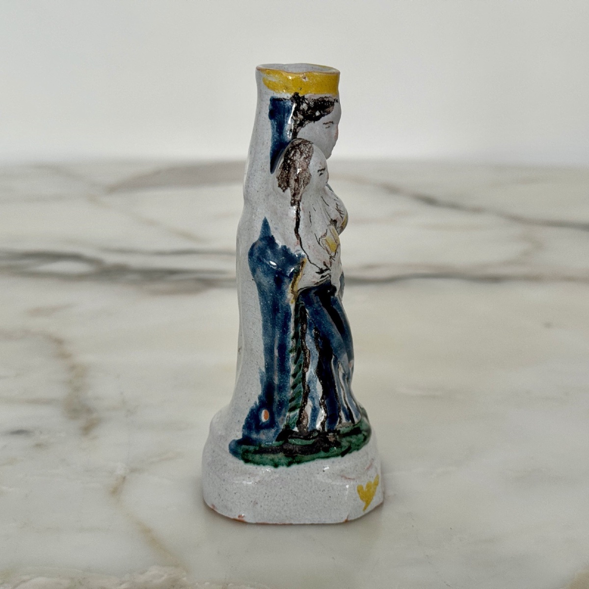 Petite Vierge à l'Enfant XVIIIe en faïence marquage AVM-photo-1