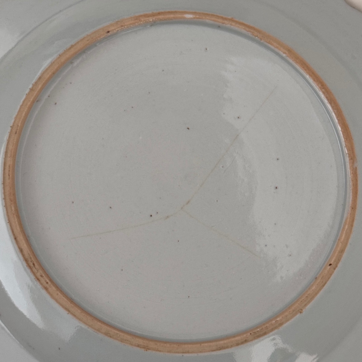 Suite de 4 assiettes en porcelaine Compagnie des Indes XVIIIe -photo-4