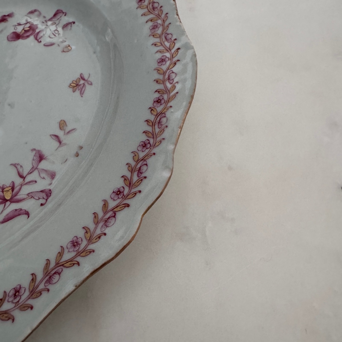 Suite de 4 assiettes en porcelaine Compagnie des Indes XVIIIe -photo-8
