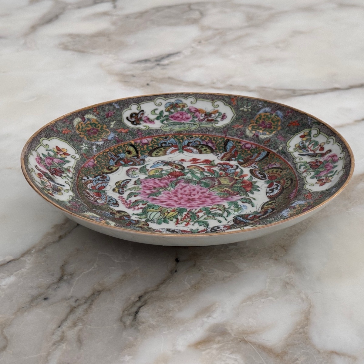 19th Century Chinese Plate With Floral And Butterfly Design-photo-2