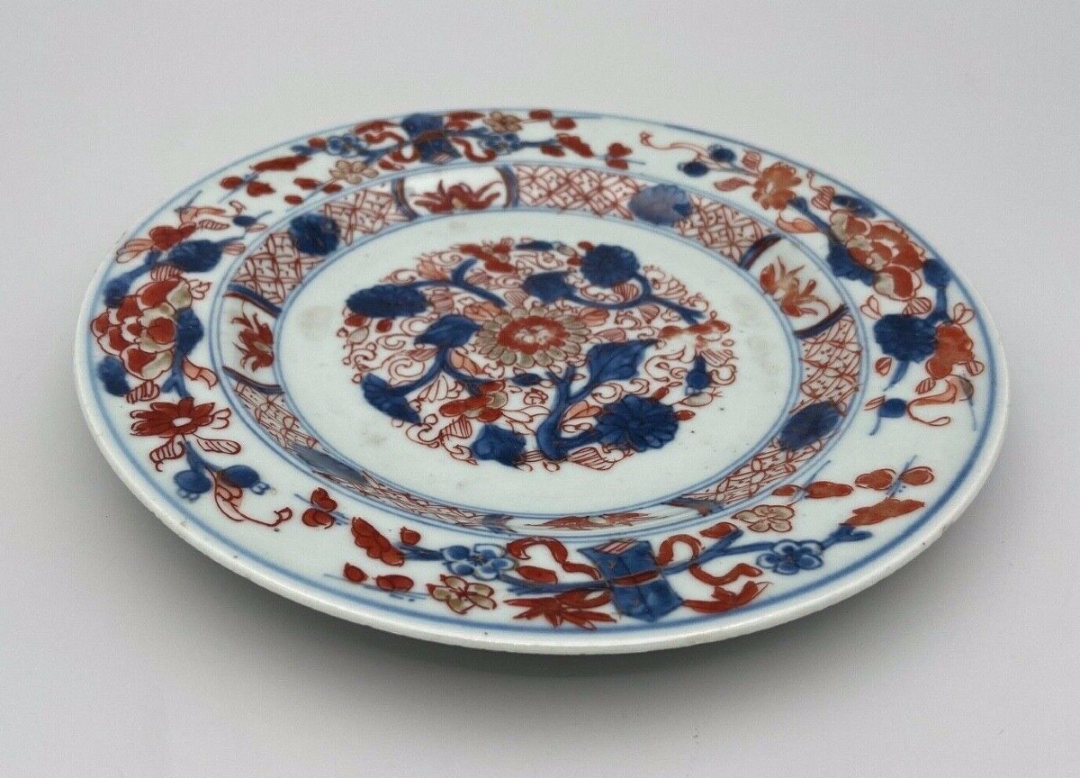 Assiette en porcelaine d'Imari à décor floral Japon-photo-4