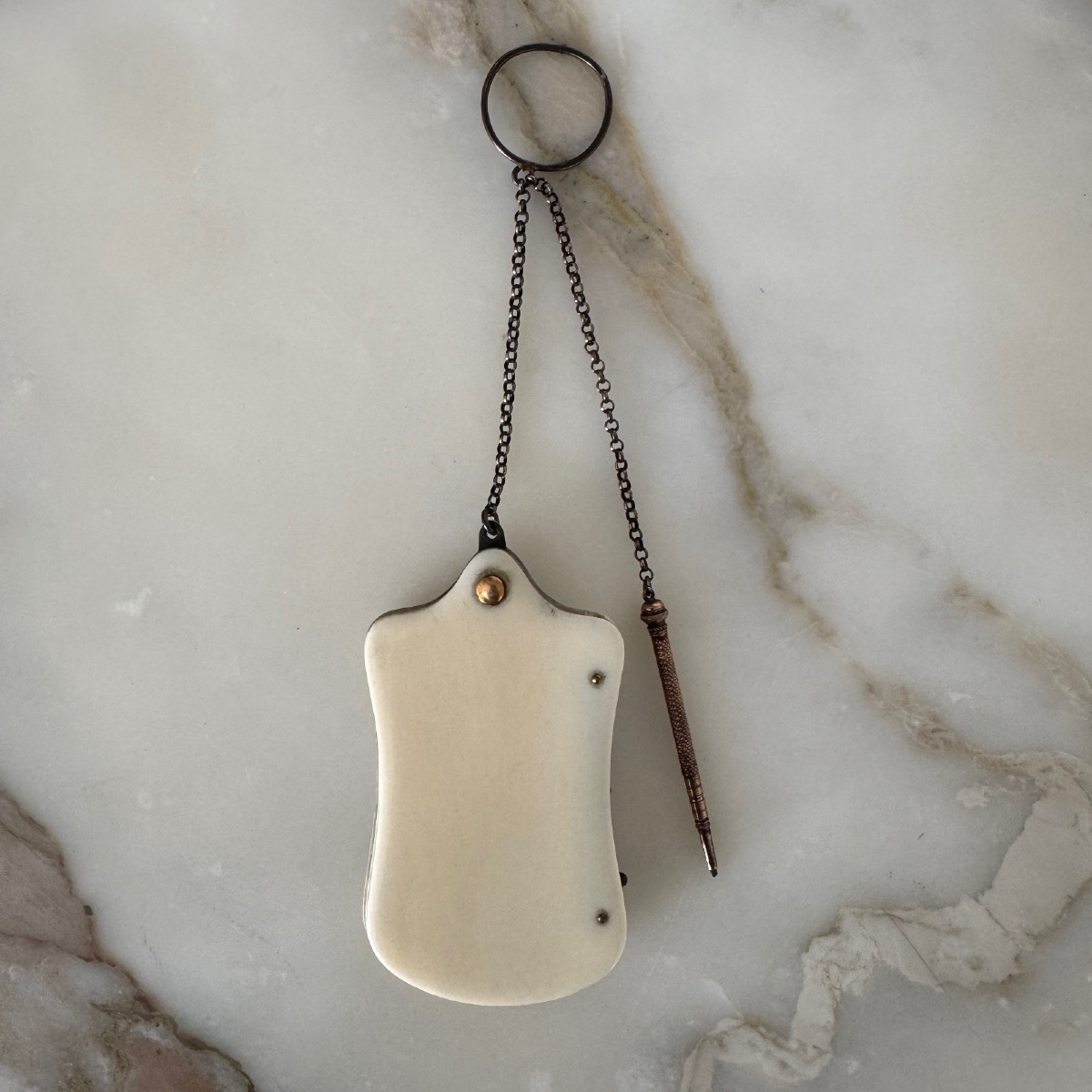 Carnet de bal XVIIIe ornementé d'une miniature -photo-3