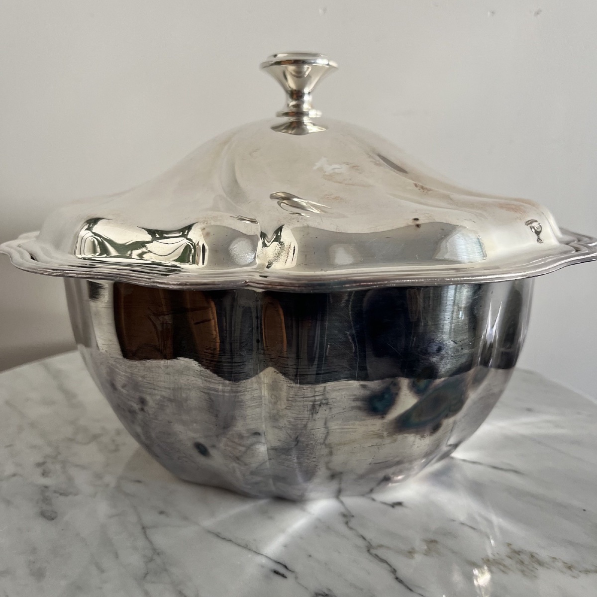 Christofle Soup Tureen In Silver-plated Metal With Art Deco-style Lid-photo-1