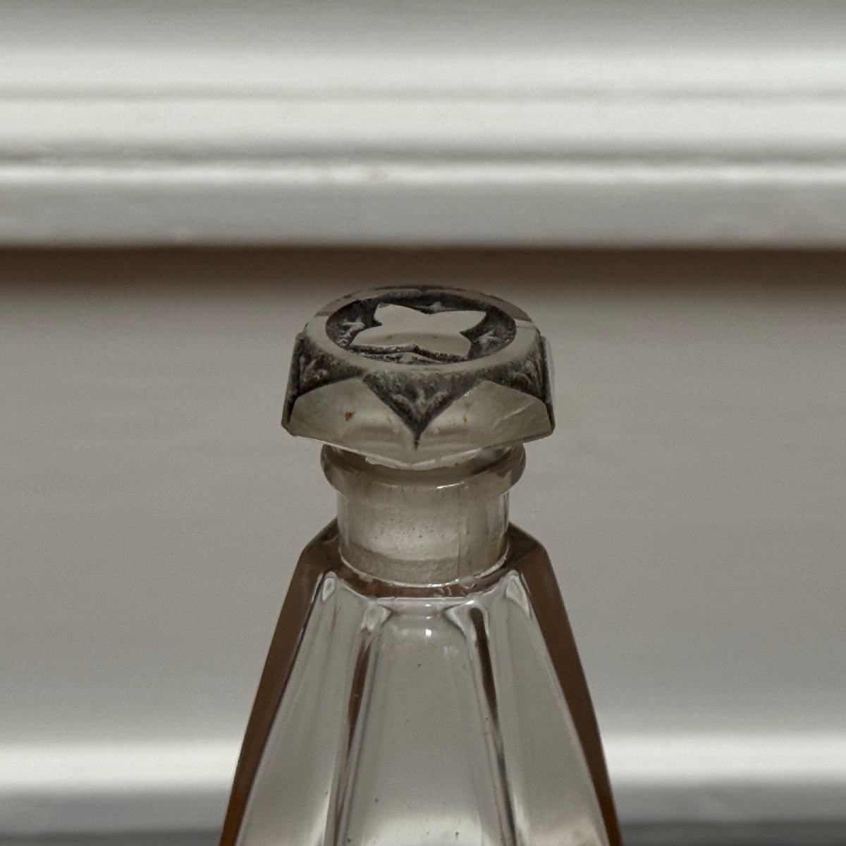 Isabey Bottle By Julien Viard 1930 Cut Sides Floral Decorations-photo-4