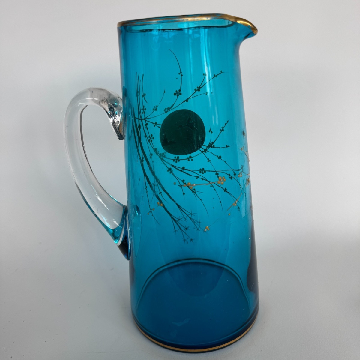 Pichet en verre émaillé bleu doré décor japonisant oiseau et branchages -photo-3