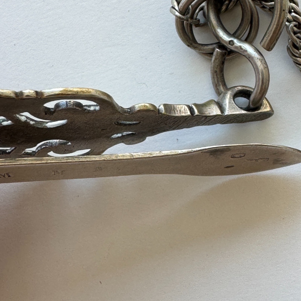 Antique Silver Chatelaine Hook With Openwork And Engraved Decoration-photo-7