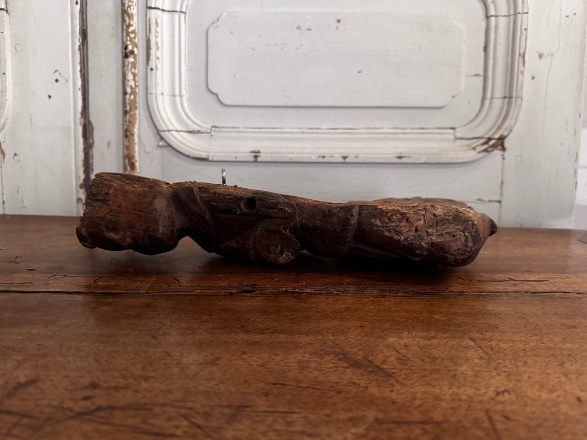 Paire d'anges en prière en bois sculpté XVIIe -photo-2