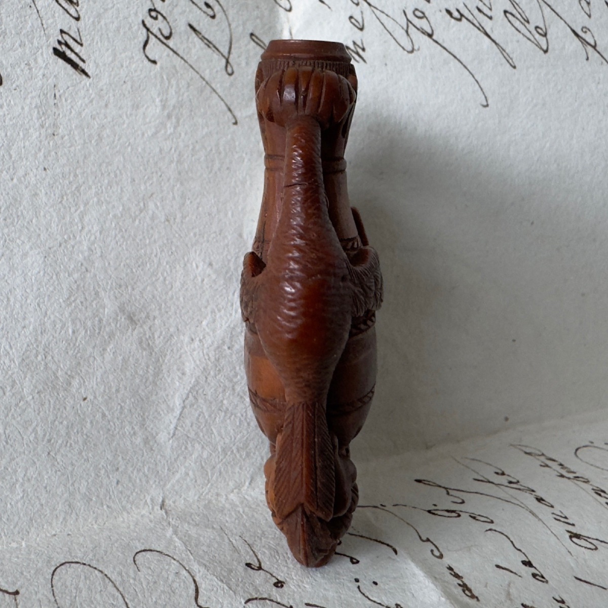 Shaker In Corozo Representing A Vase And Swans 19th Century-photo-3