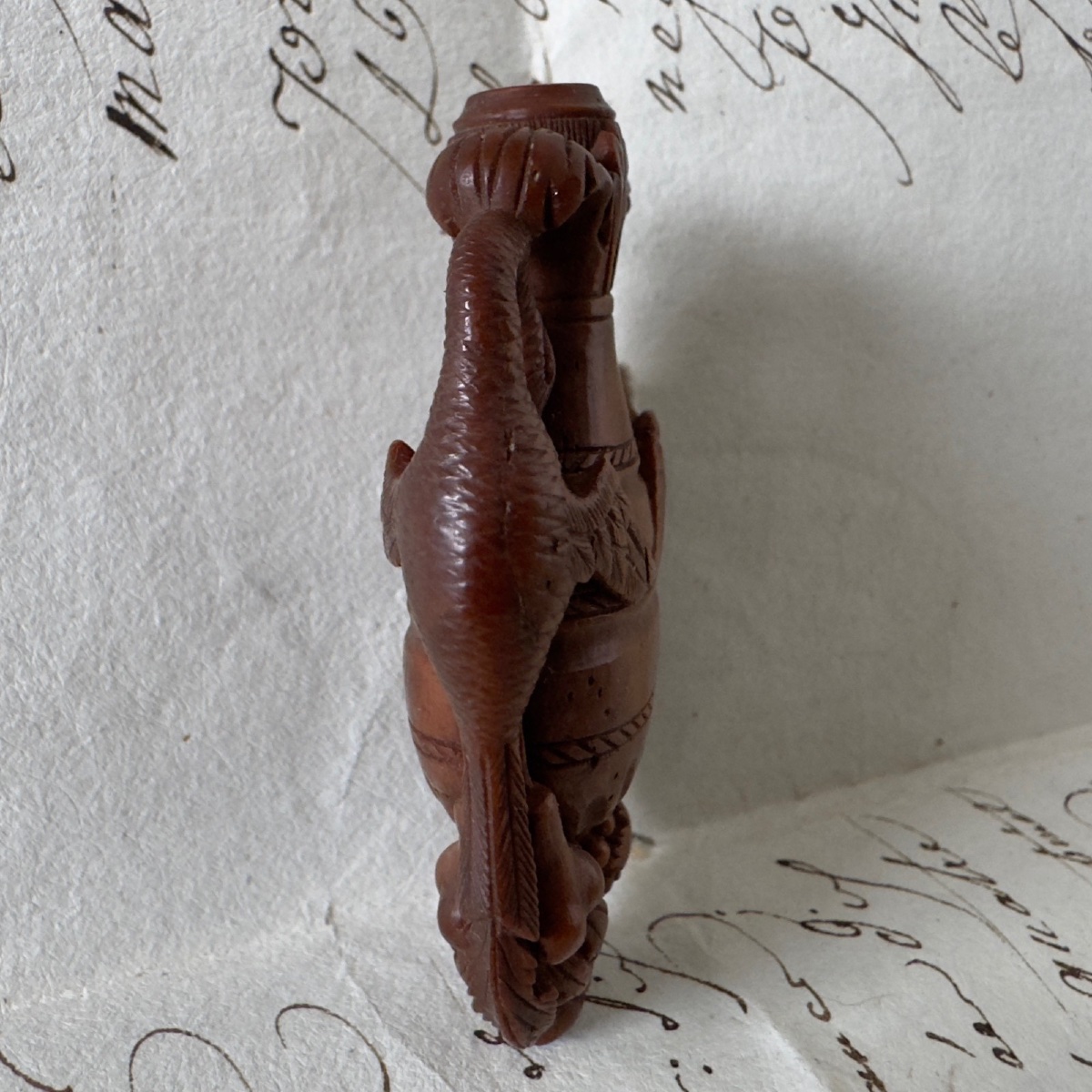 Shaker In Corozo Representing A Vase And Swans 19th Century-photo-4