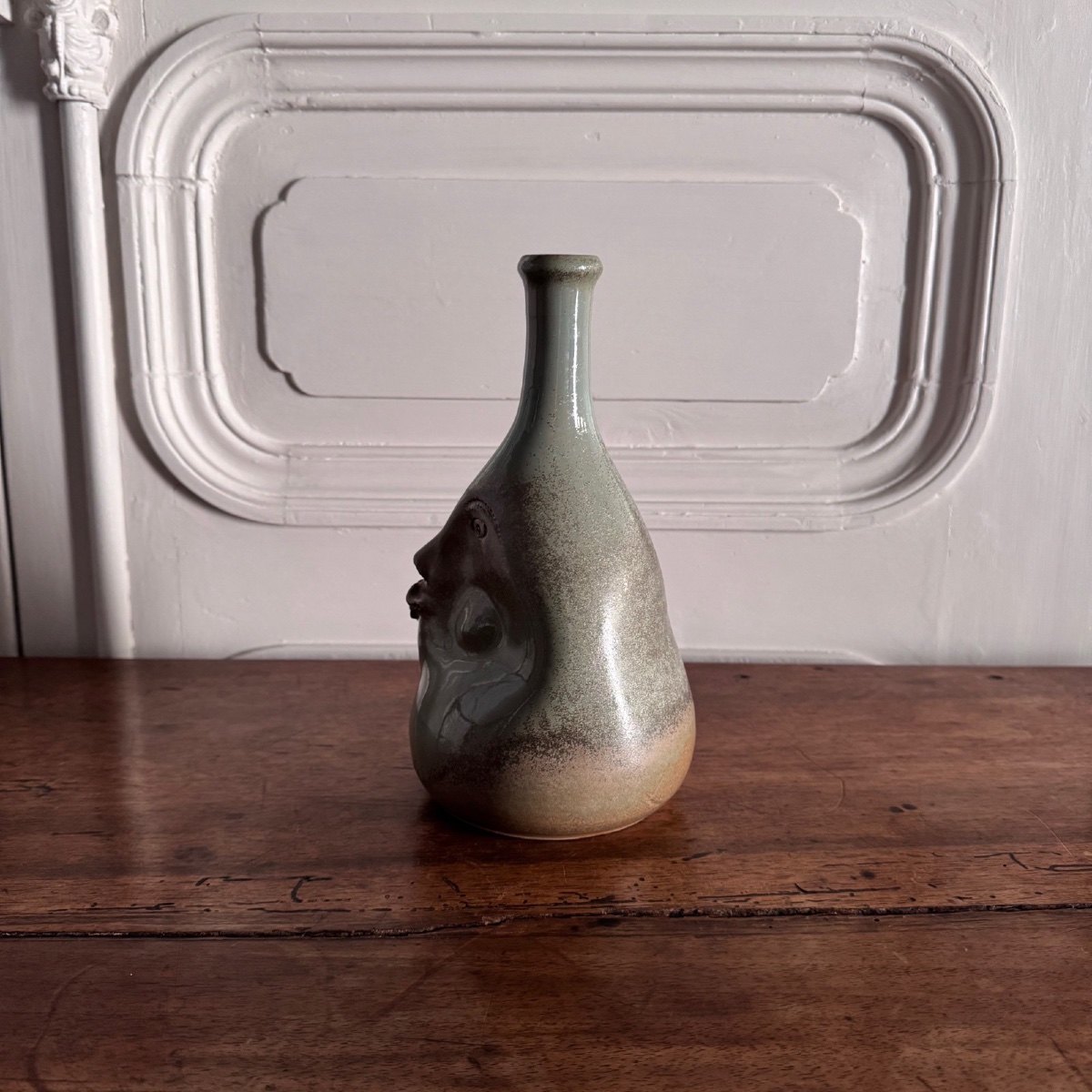 Vase anthropomorphe Korukcu Adnan grès émaillé représentant un visage-photo-4