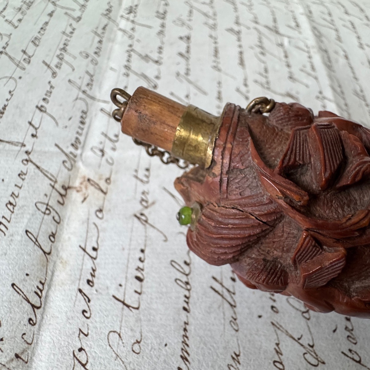 19th-century Corozo Snuffbox With Angel Decoration -photo-8