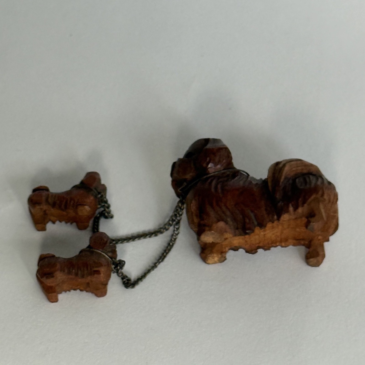 Famille de chiens miniatures pékinois en bois sculpté -photo-6