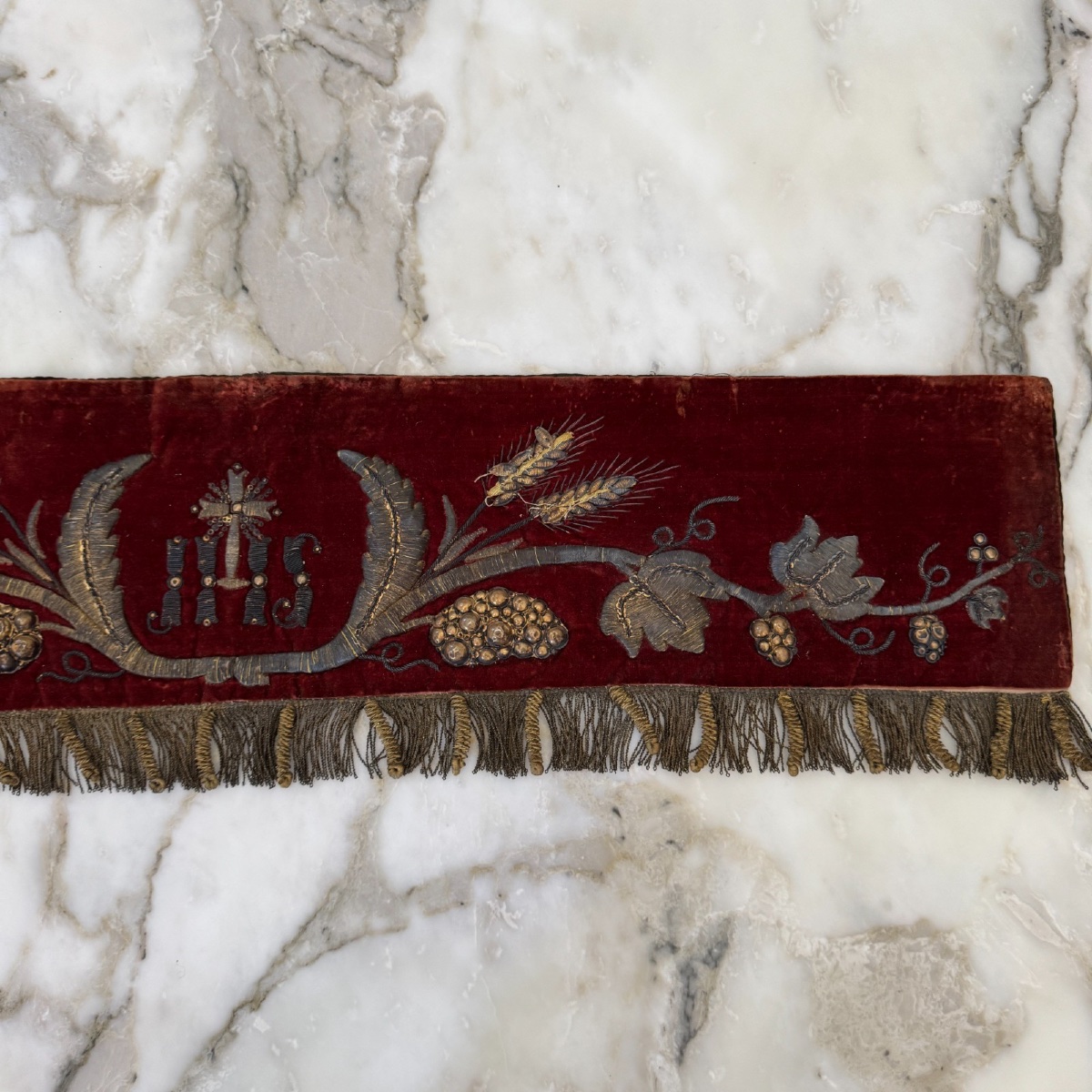 Antique Religious Valance In Red Velvet With Silver Thread Embroidery -photo-4