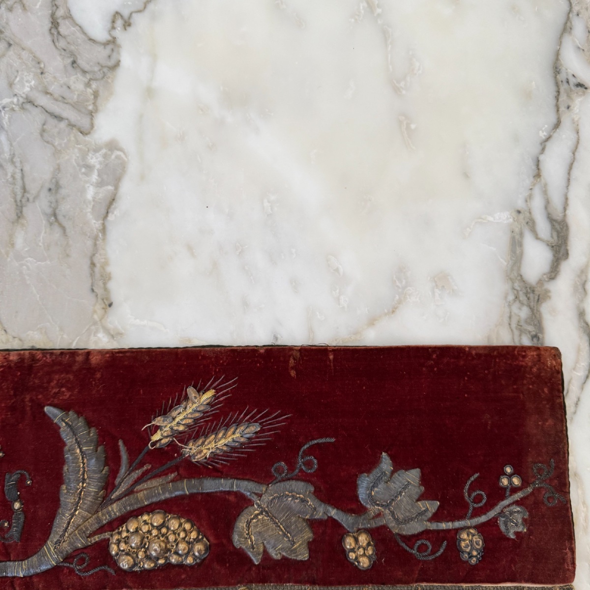 Antique Religious Valance In Red Velvet With Silver Thread Embroidery -photo-4