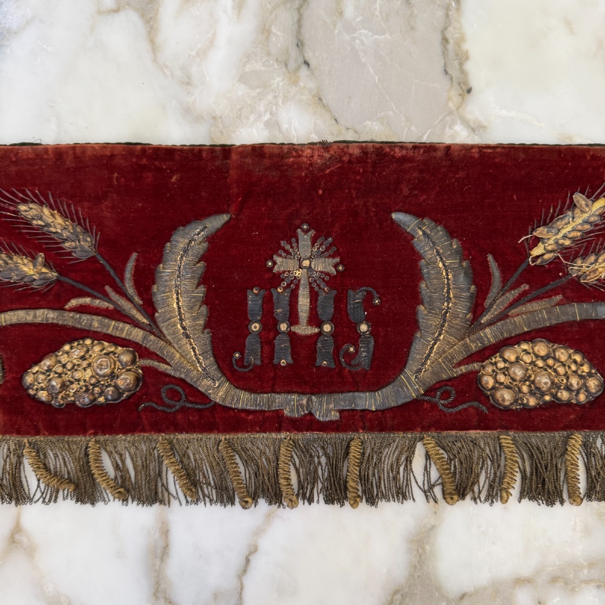 Antique Religious Valance In Red Velvet With Silver Thread Embroidery -photo-7