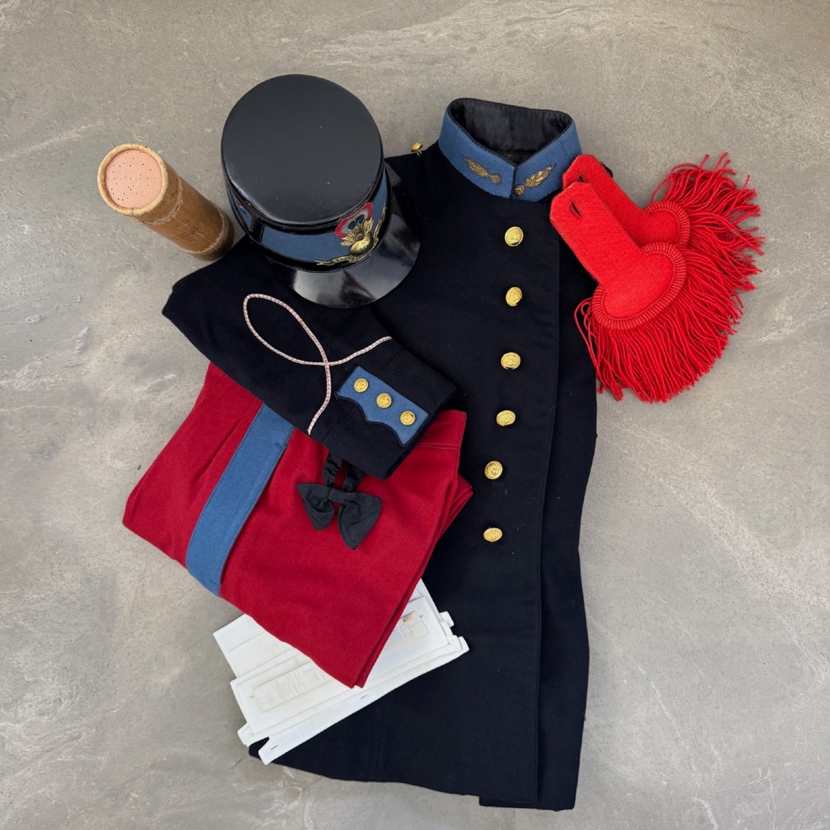 Uniforme d'élève officier de l'École spéciale militaire de Saint-Cyr -photo-2
