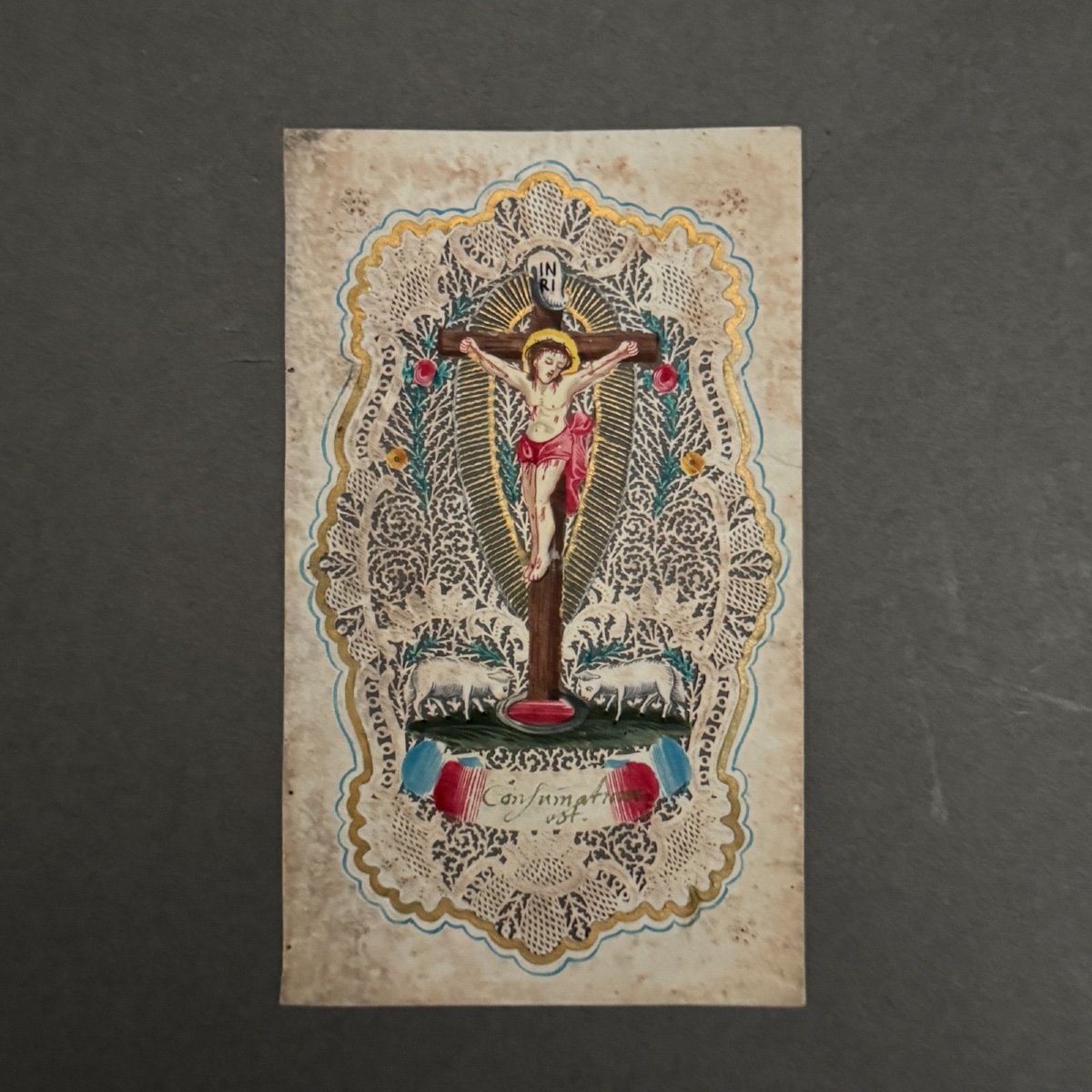 Canivet XVIIIe représentant le Christ en croix travail de dentelle-photo-2
