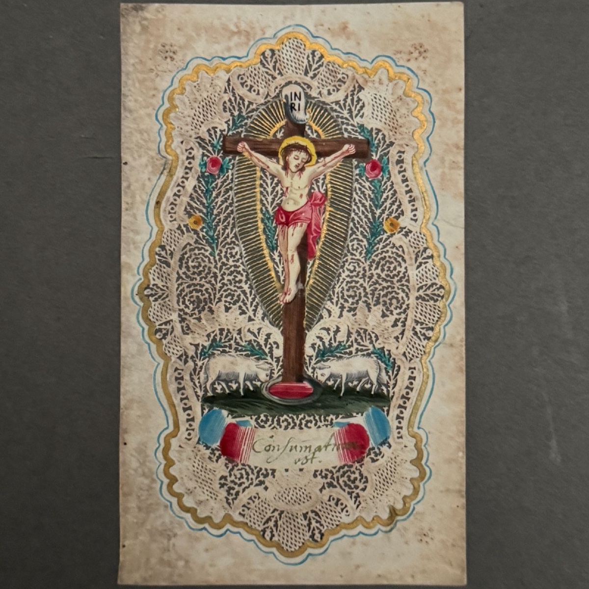 Canivet XVIIIe représentant le Christ en croix travail de dentelle-photo-3