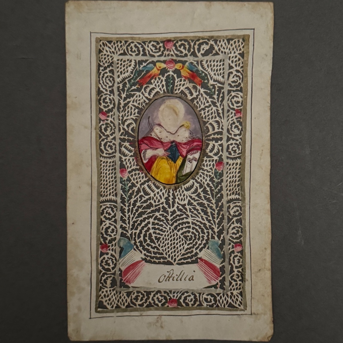 18th-century Hand-painted Lace Canivet Depicting A Saint-photo-3