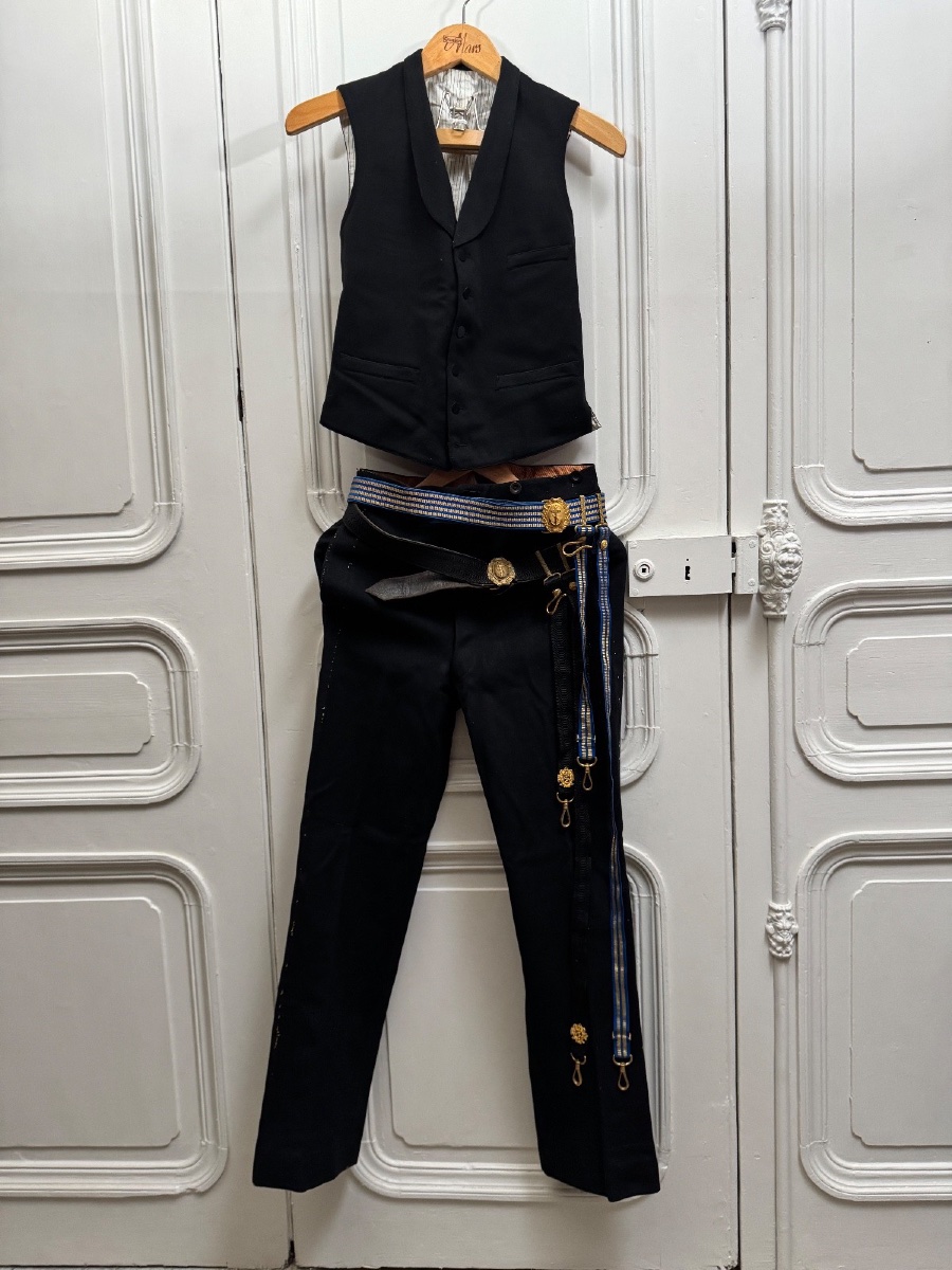 Third Republic Naval Officer's Uniform: Jacket, Pants, Vest, Belt -photo-7