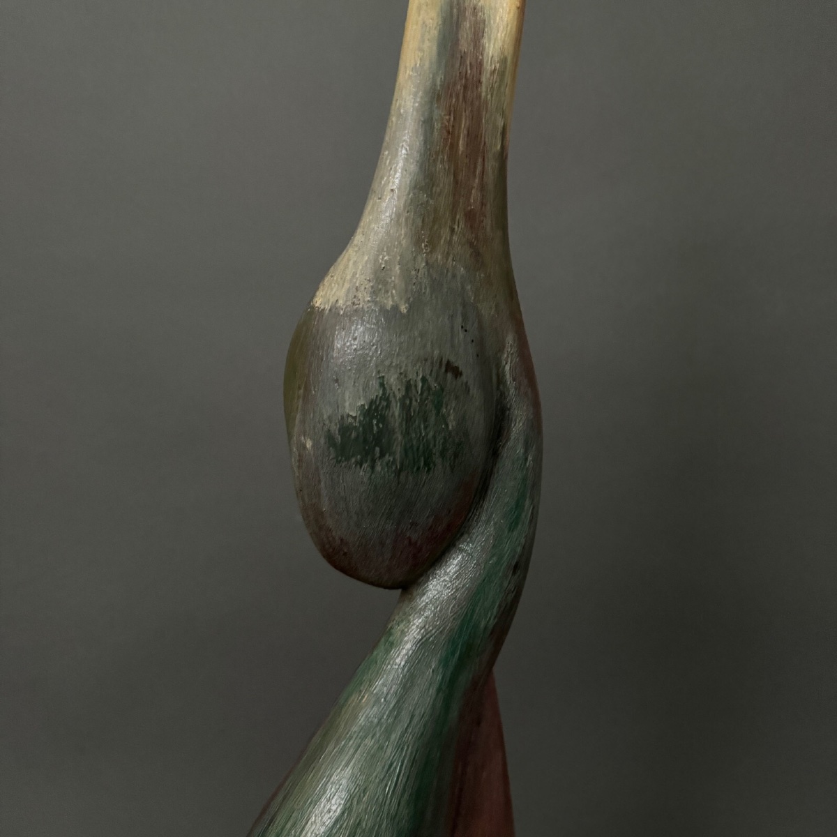 Sculpture en bois par Calin Hentea XXe femme à l'oiseau-photo-6