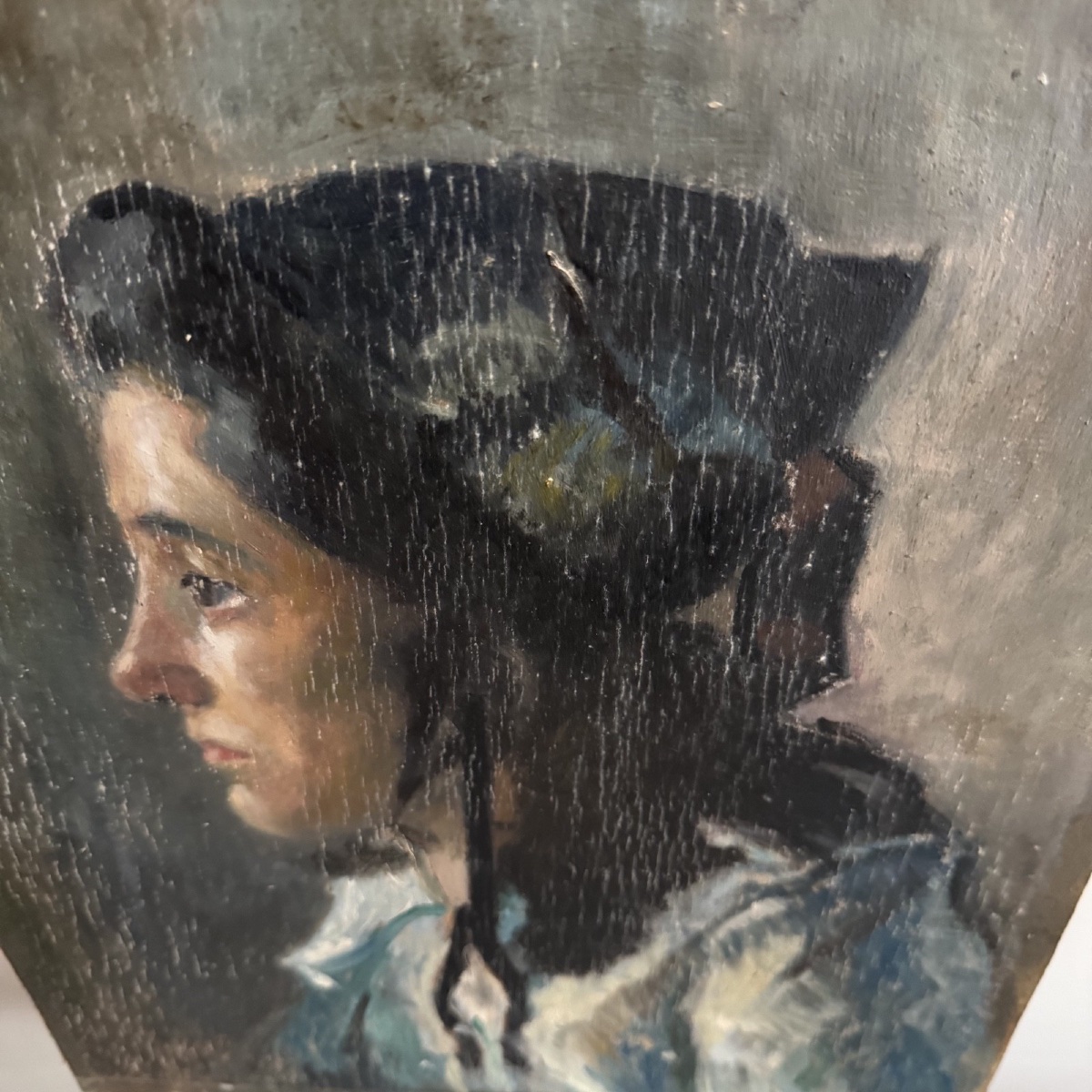Huile sur panneau portrait de jeune fille à la coiffe début XXe-photo-5