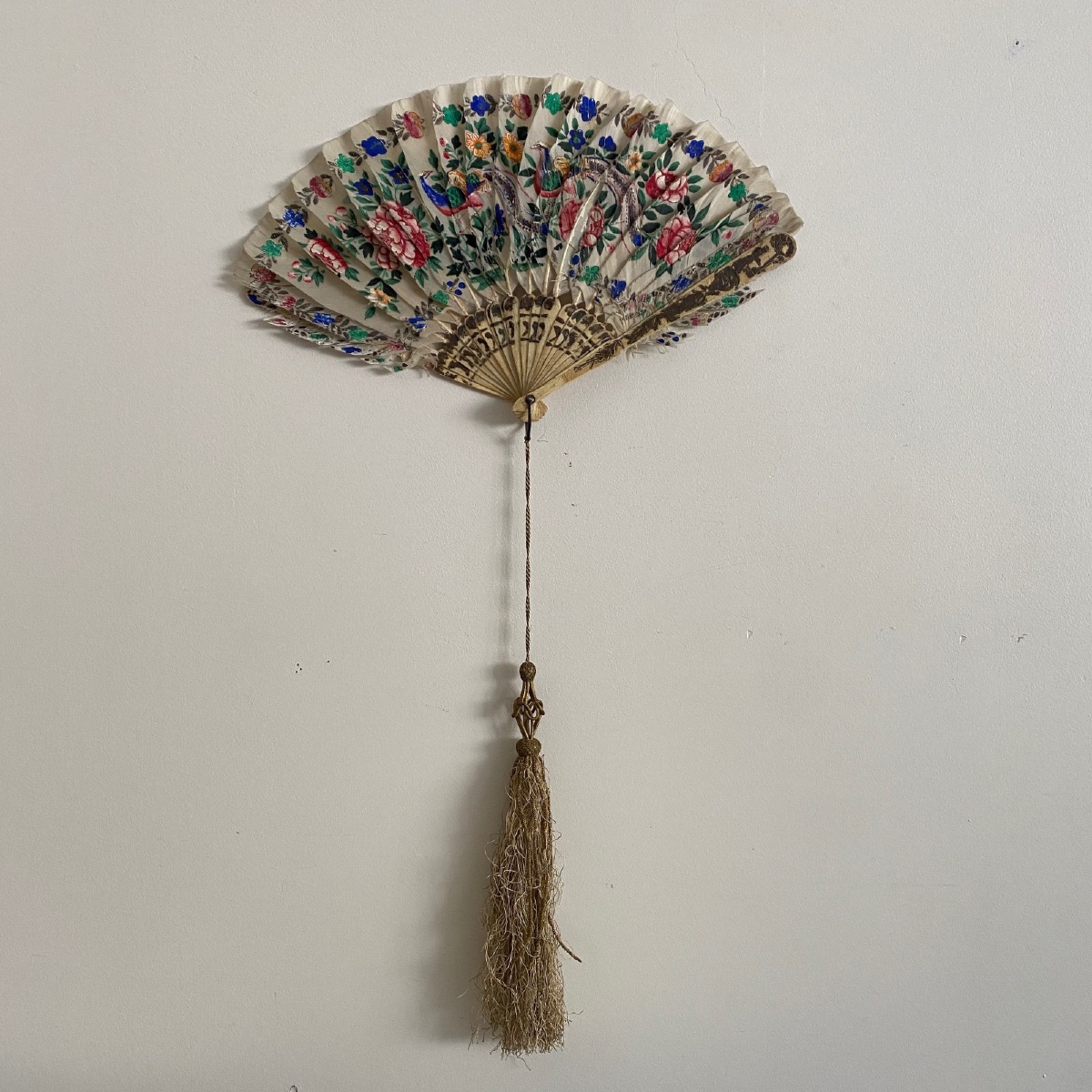 19th-century Fan Made Of Feathers And Embellished With Painted Flowers-photo-6