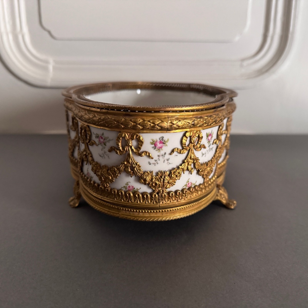 Sèvres Porcelain Planter With Bronze Mount, 19th Century, Louis XVI Style-photo-4