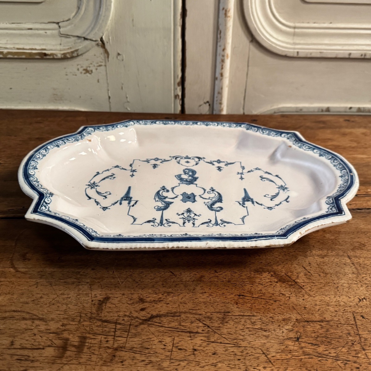 Oval Moustiers Earthenware Dish In Shades Of Blue -photo-2
