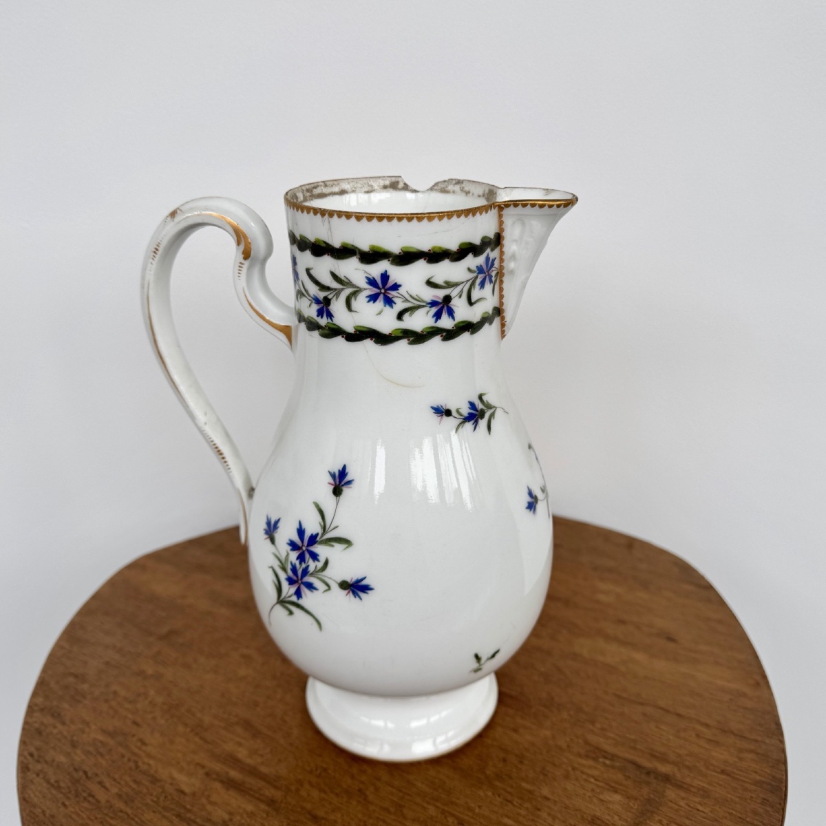 Pichet verseuse en porcelaine décor au barbeau XVIIIe 