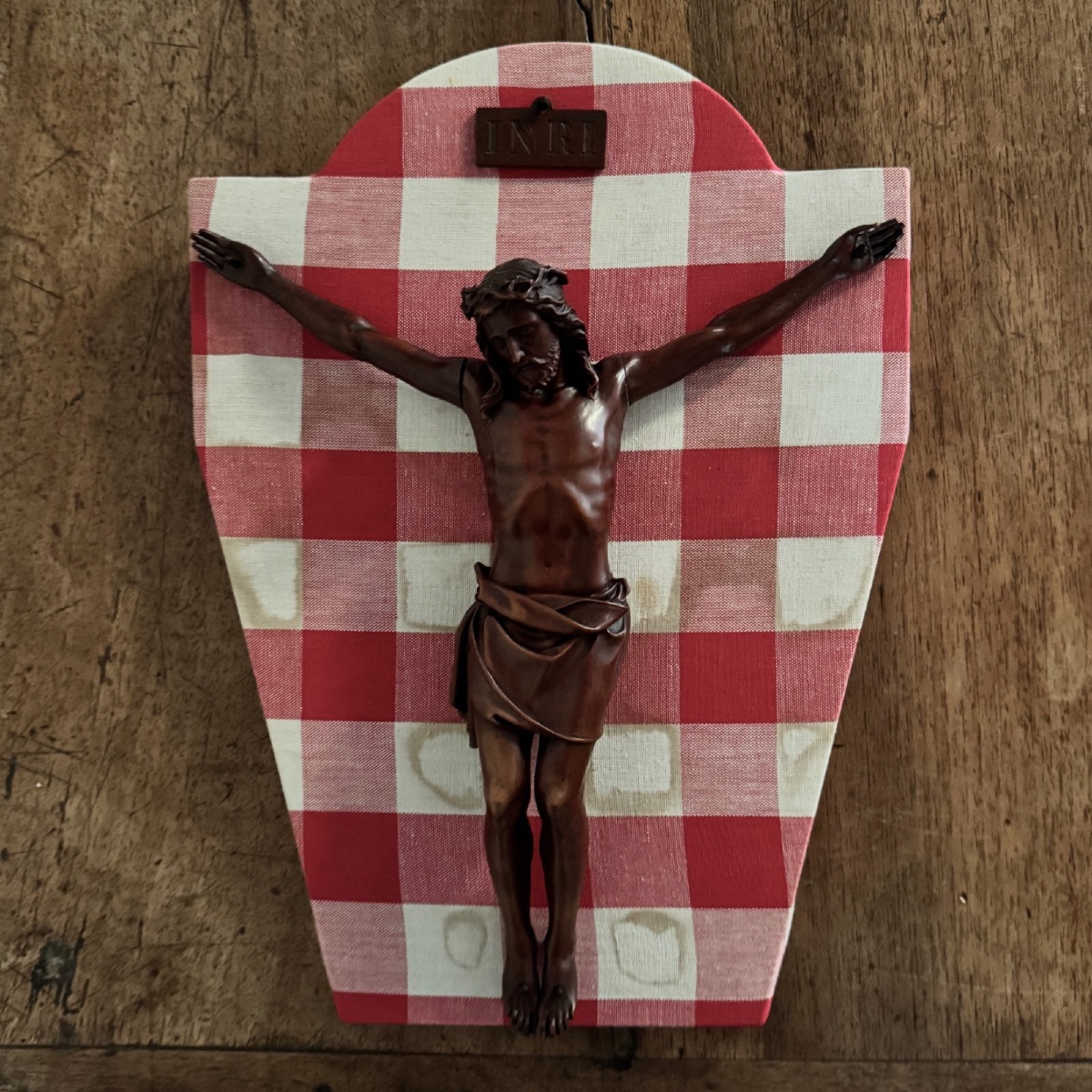 A Finely Crafted 18th-century Carved Wooden Crucifix Made Of Walnut 