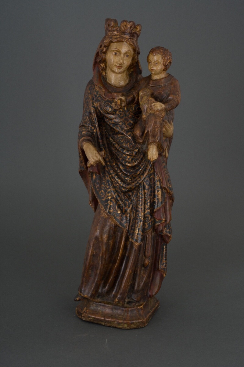 Vierge à l'Enfant en bois sculpté polychrome fin XVIIIe grande taille 