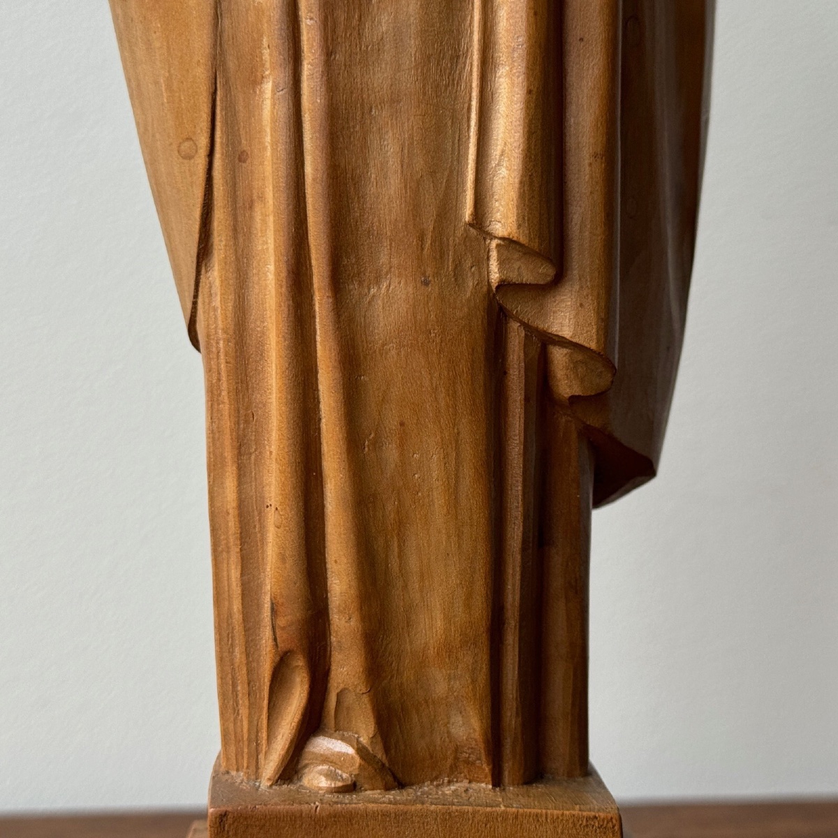 Wooden Virgin Mary Carved By Lucienne Heuvelmans (1881–1944) -photo-3