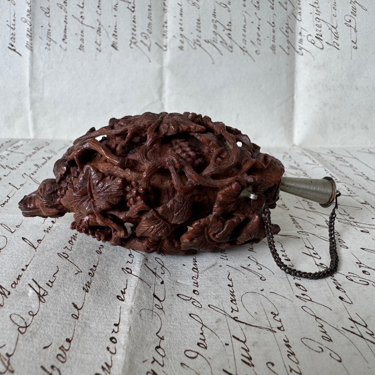 Corozo Snuffbox Decorated With Grape Clusters And An Animal, Late 18th Century-photo-3