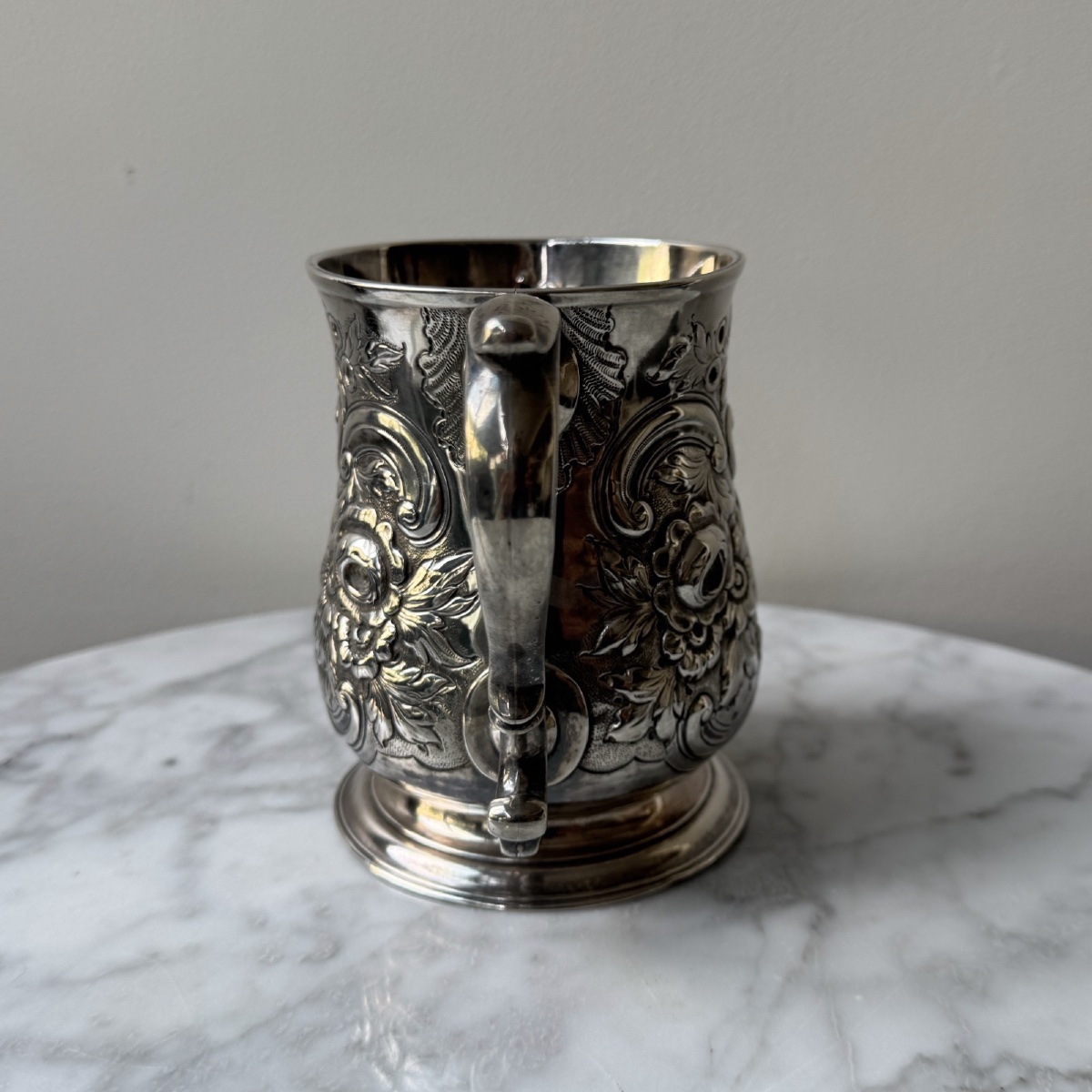 Chope en argent fin XVIIIe début XIXe décor floral -photo-3