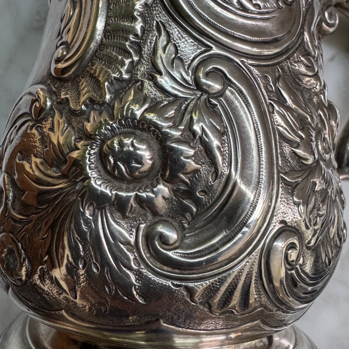 Chope en argent fin XVIIIe début XIXe décor floral -photo-4