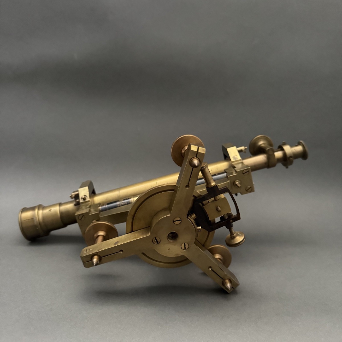 Antique Surveyor's Level With A Sighting Tube; 19th-century Surveying Instrument-photo-4