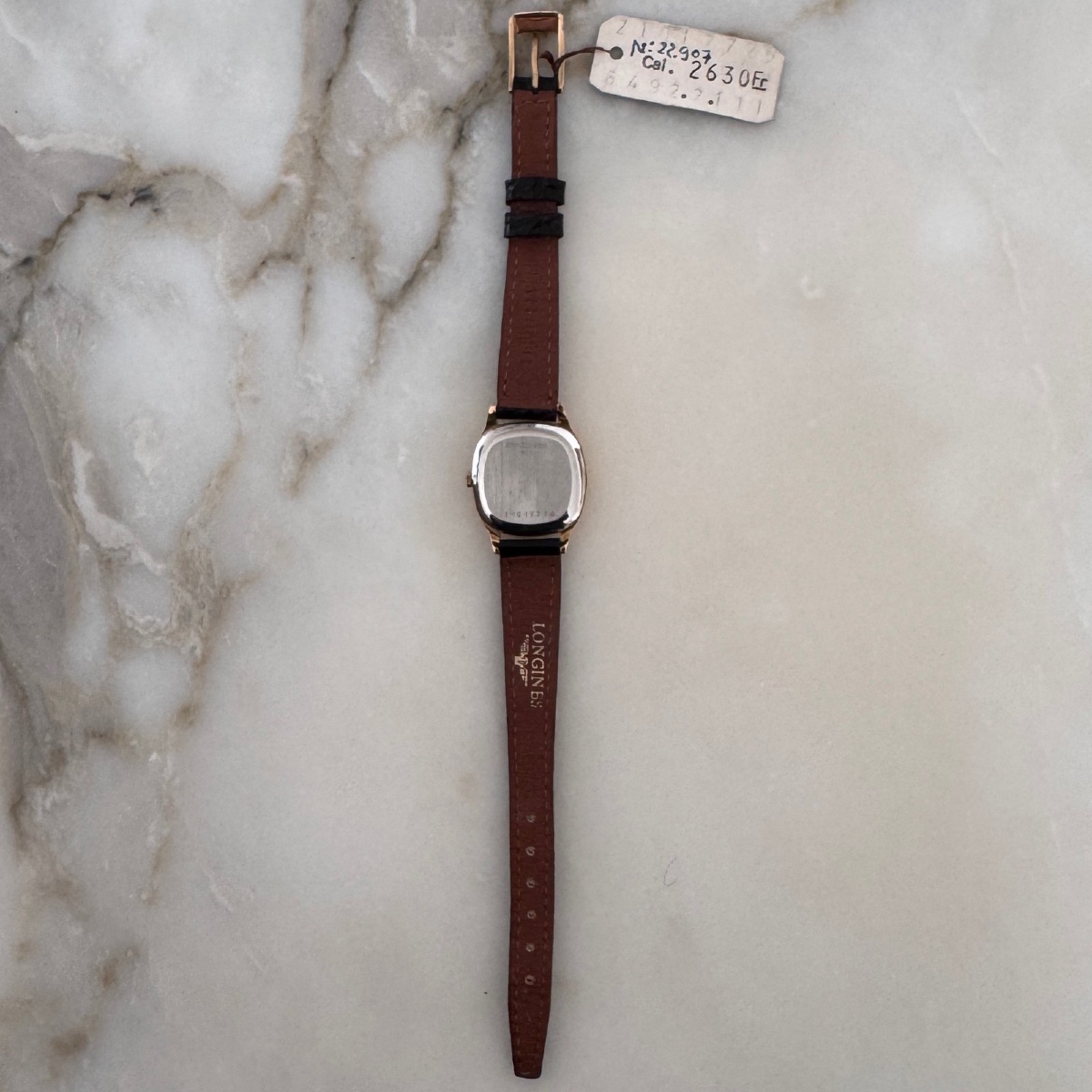 Montre Longines à quartz 1960 état neuf avec étiquette-photo-3