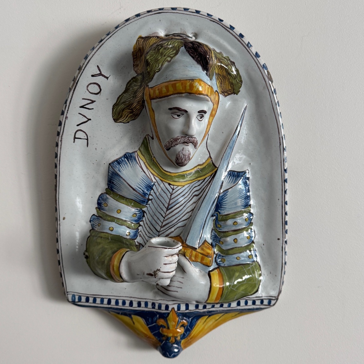 Paire d'appliques en faïence Nevers Montagnon Jeanne d'Arc et Dunoy -photo-4
