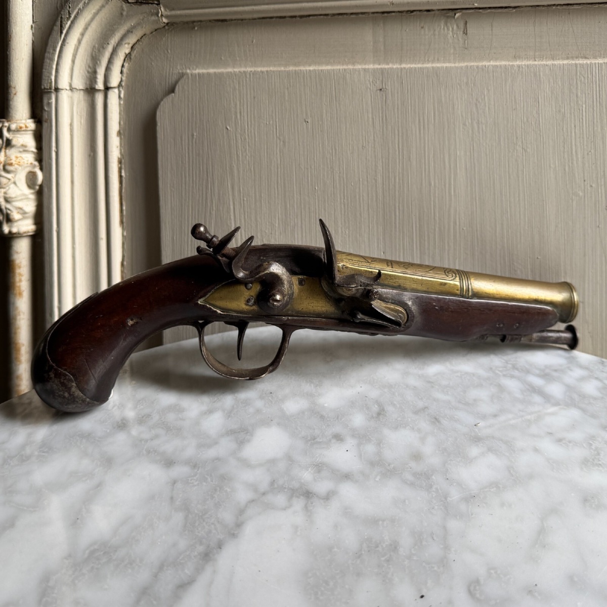 Pistolet d'officier de marine fin XVIIIe début XIXe
