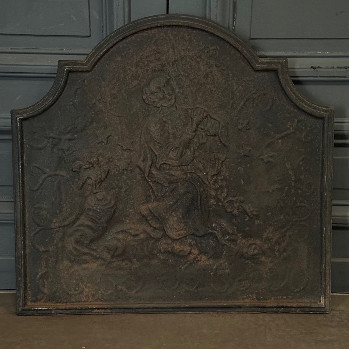 Plaque de cheminée en fonte sujet classique ou néo-classique XVIIIe-photo-1